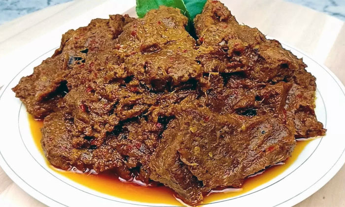 keunikan rendang padang